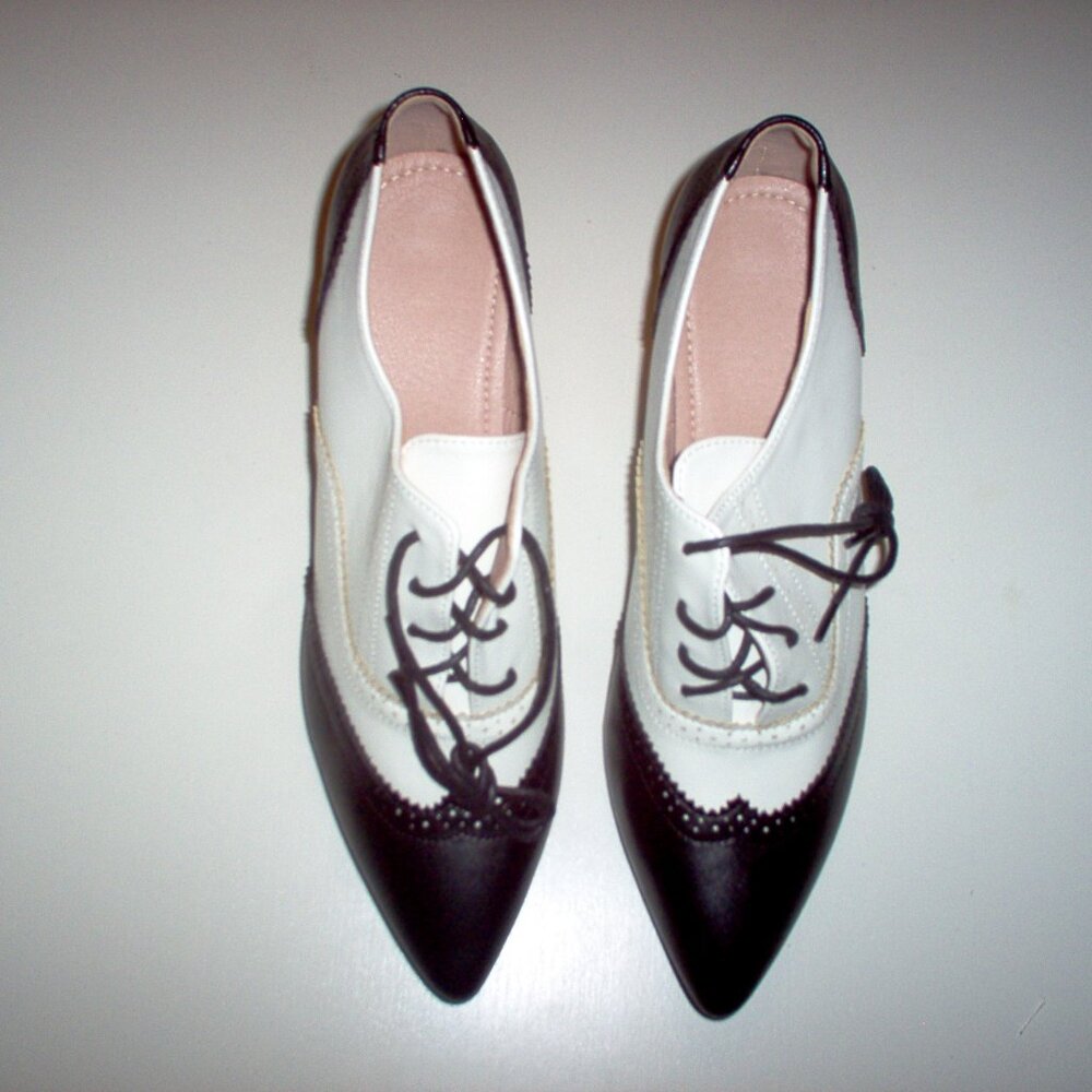 STYLEWE, Black/White Women's shoes,( Sz 43= Size 9.5M perfectly) New in box